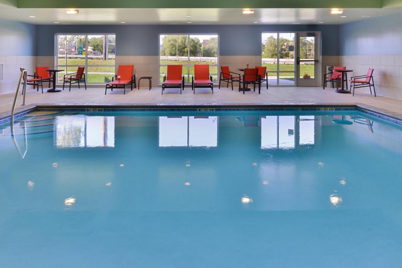 Express & - Mall Of America - Msp Airport By Ihg Hotel 2*