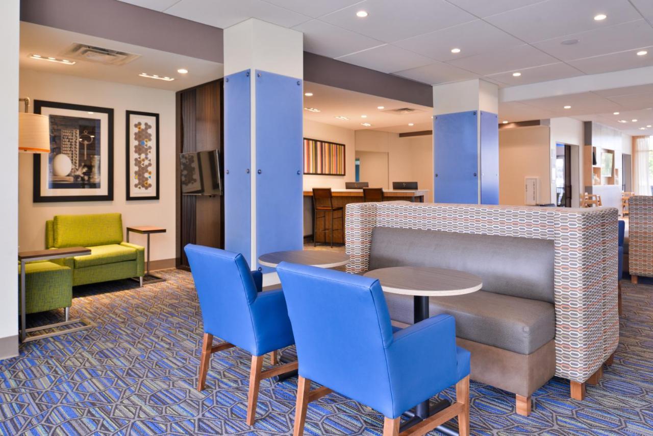 Express & - Mall Of America - Msp Airport By Ihg Hotel 2*