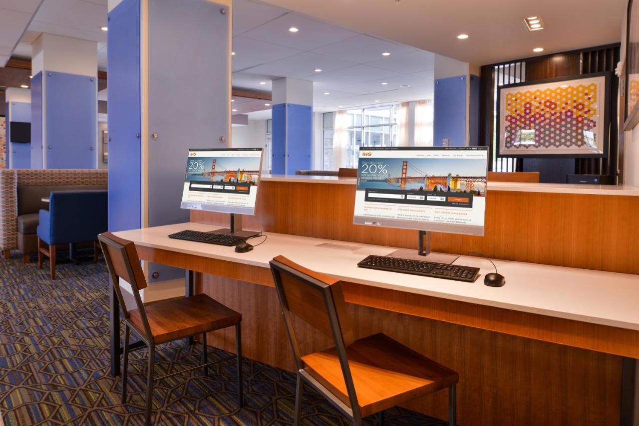 Hotel Express & - Mall Of America - Msp Airport By Ihg 2*